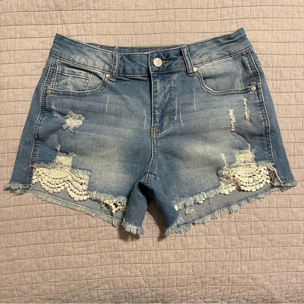 Altar'd State Star Blue Jean Denim Distressed Frayed Shorts 27 Medium